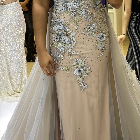 Cecilia Couture Gown - Picture 3 of 5